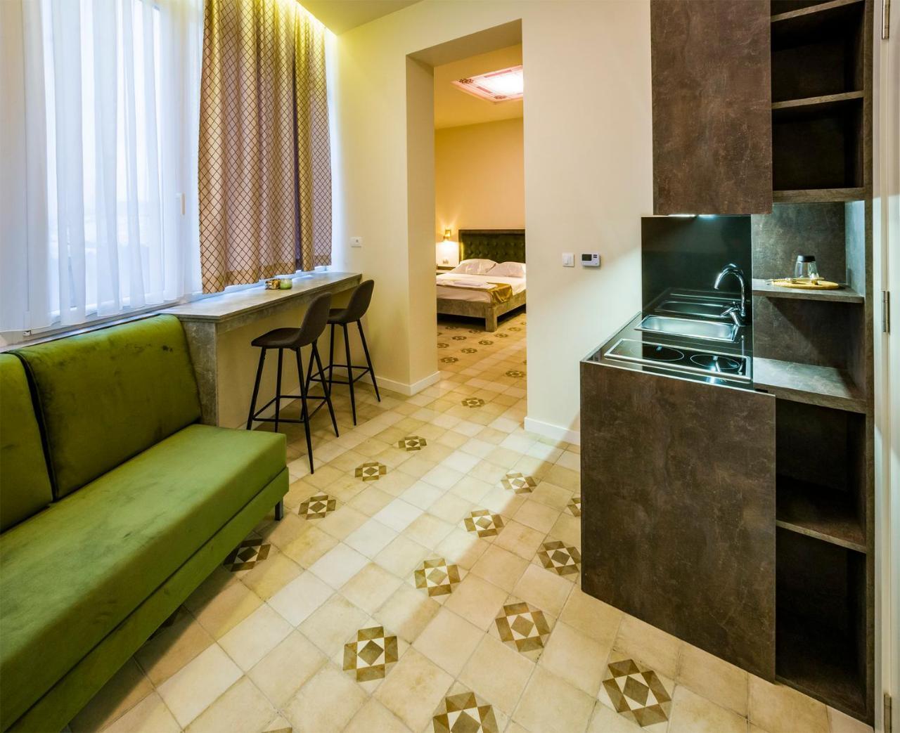 Lux Villa Old Town Belgrado Buitenkant foto