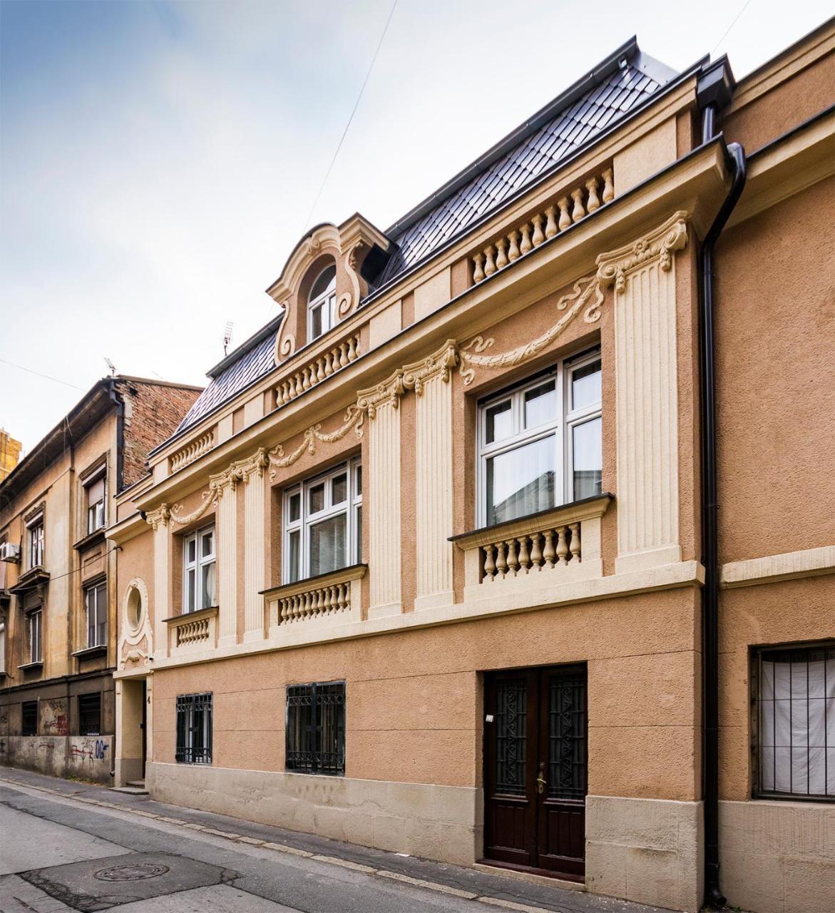 Lux Villa Old Town Belgrado Buitenkant foto